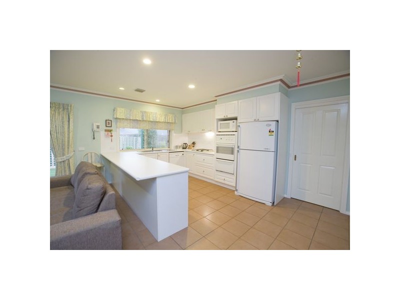 7 Manhatten Terrace, Rowville VIC 3178