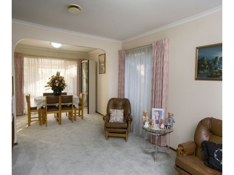 18 Winnipeg Street, Rowville VIC 3178