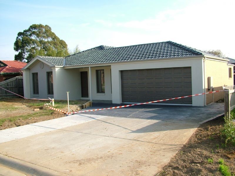 21 Tralee Circuit, Narre Warren VIC 3805