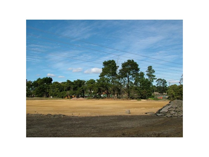 1 Burwood Hwy, Wantirna VIC 3152