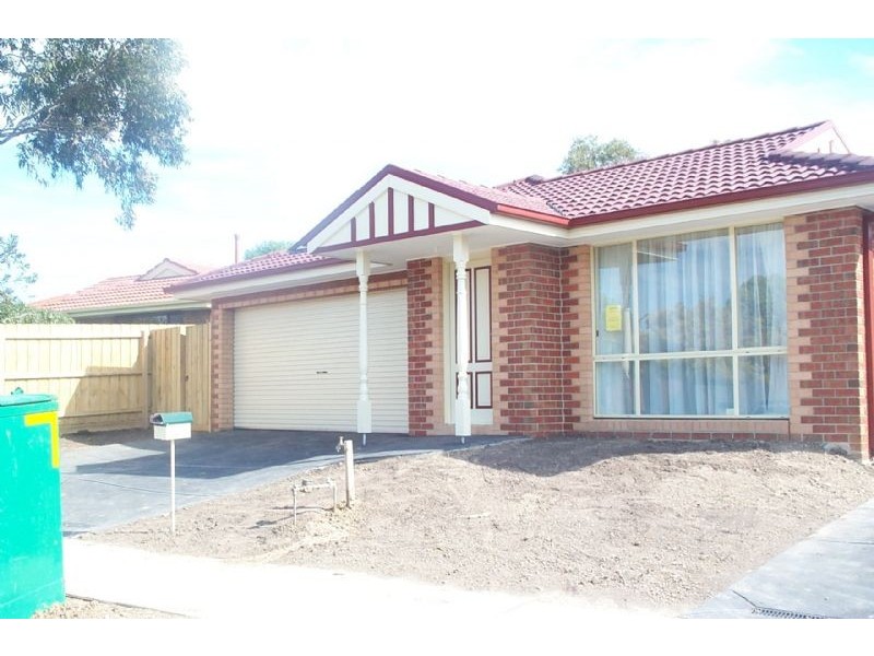 13 Moss Court, Rowville VIC 3178