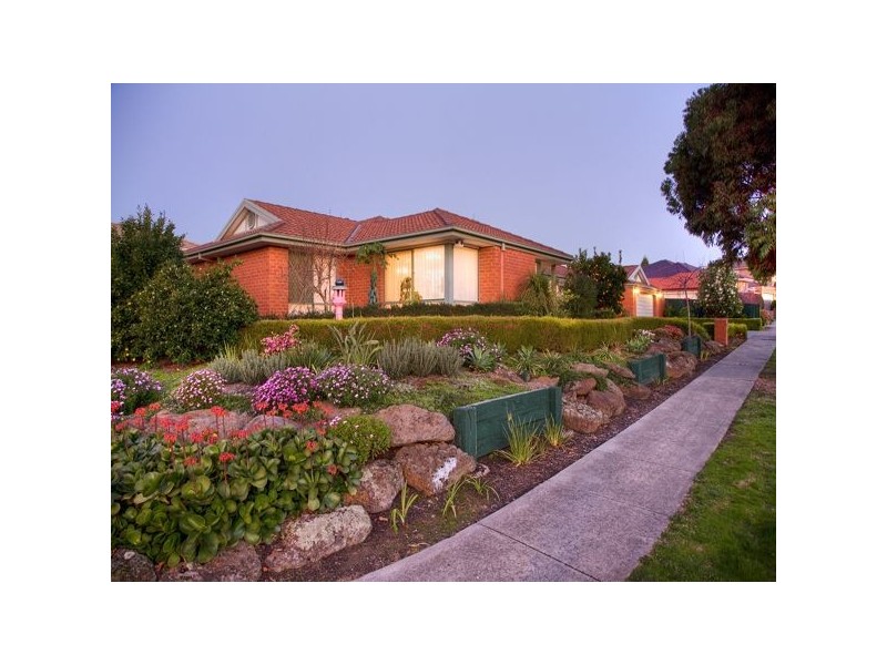 1 Whitecliffe Drive, Rowville VIC 3178