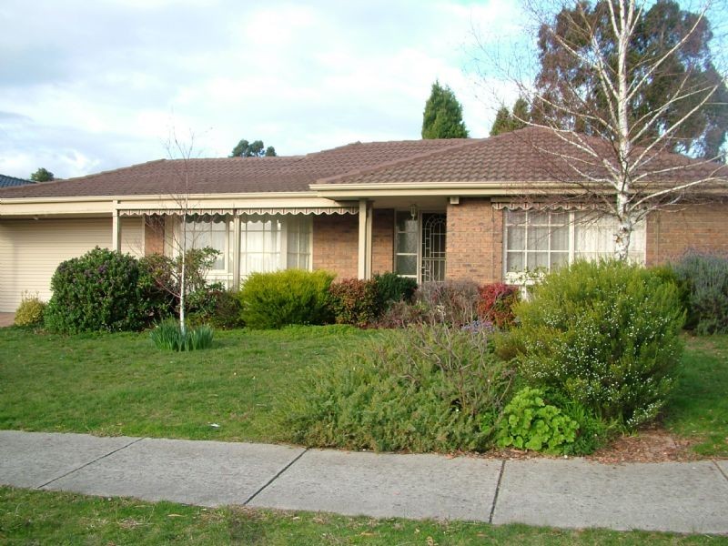 23 Turramurra Drive, Rowville VIC 3178