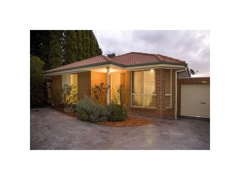 4/17 Lakeview Avenue, Rowville VIC 3178