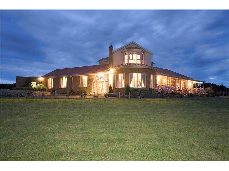 460 Riddell Road, Sunbury VIC 3429