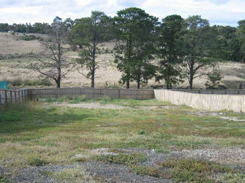 44 Canterbury Avenue, Sunbury VIC 3429