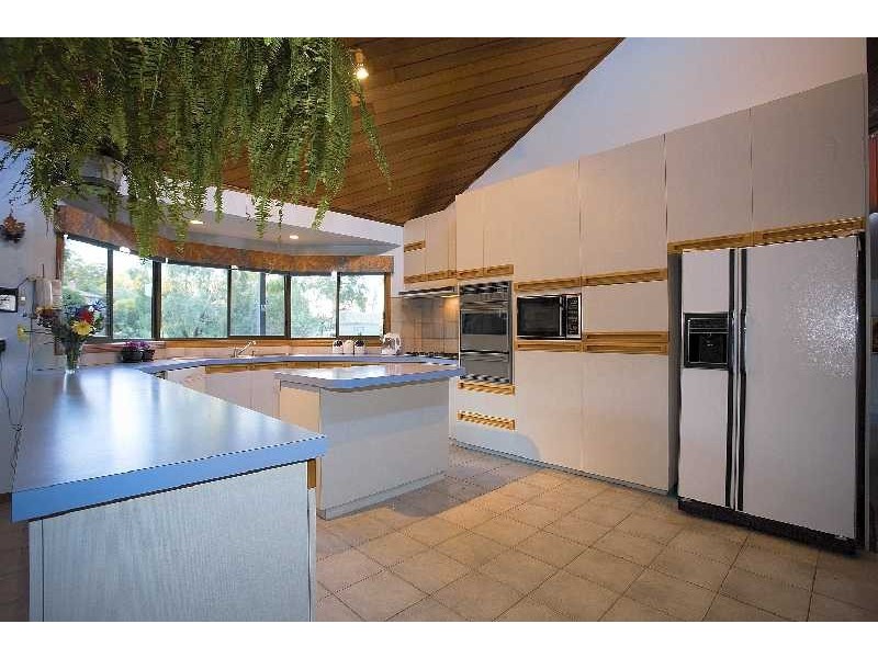 5 The Glade, Sunbury VIC 3429