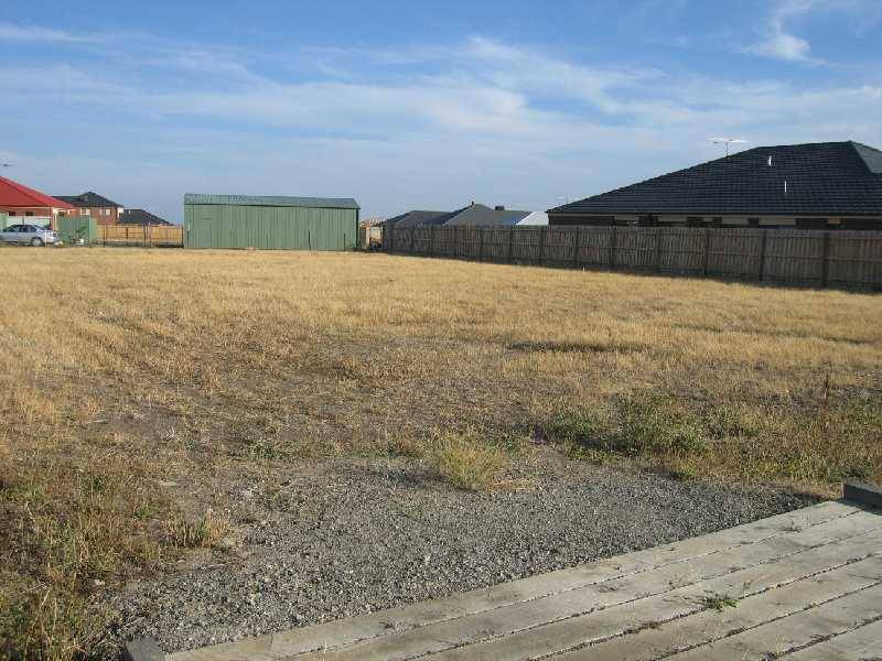 96 The Skyline, Sunbury VIC 3429