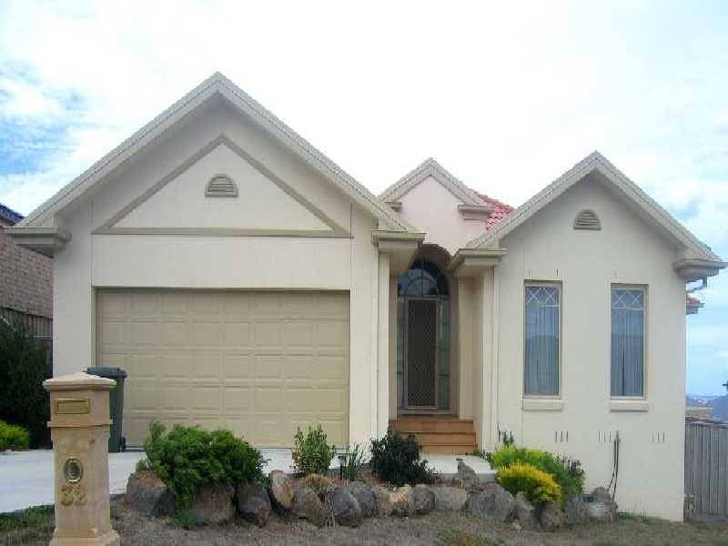 32 Bundanoon Avenue, Sunbury VIC 3429