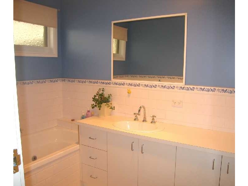 3 Isaacs Close, Sunbury VIC 3429