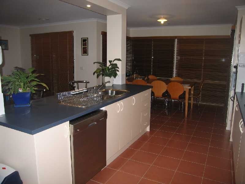 20 Paperbark Avenue, Sunbury VIC 3429