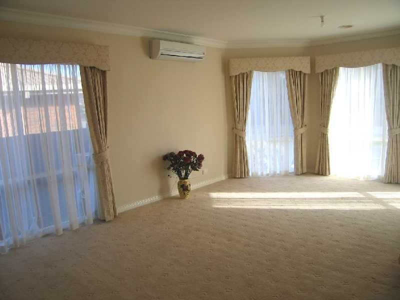 33 Phillip Drive, Sunbury VIC 3429