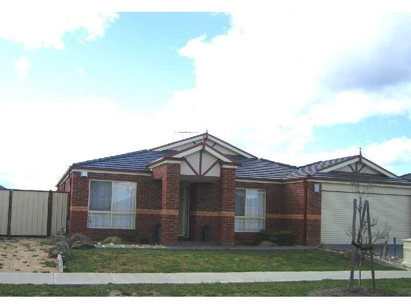24 Higgs Circuit, Sunbury VIC 3429