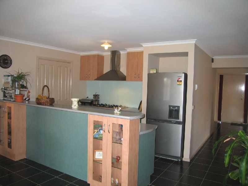 24 Higgs Circuit, Sunbury VIC 3429