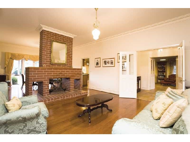 7-9 Napier Street, Sunbury VIC 3429