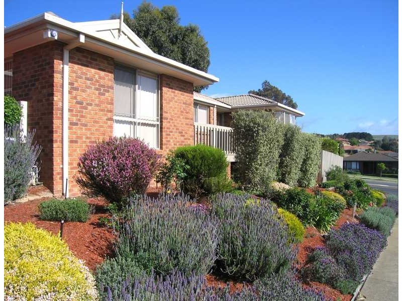 21 Phillip Drive, Sunbury VIC 3429