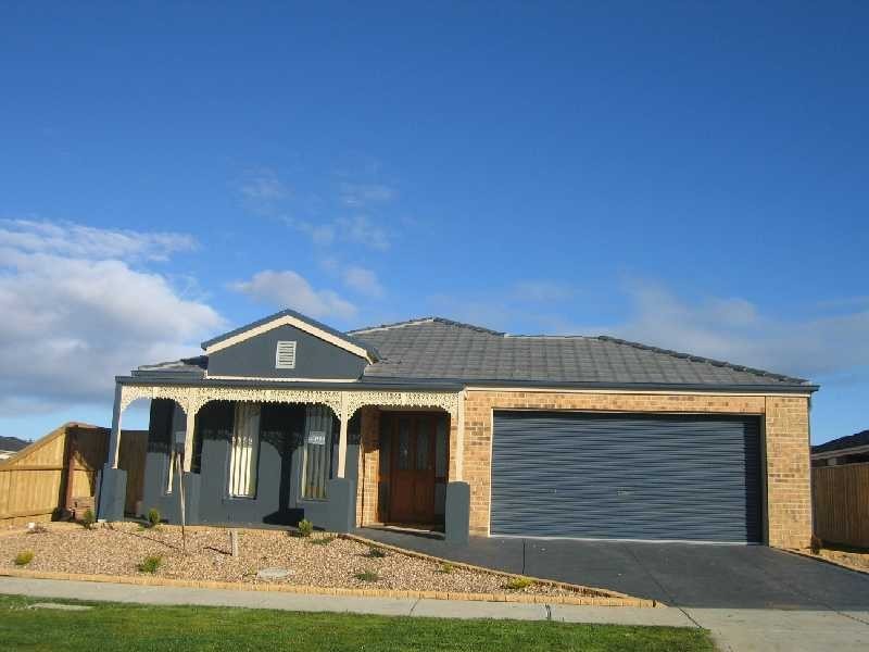 11 Isabella Close, Sunbury VIC 3429