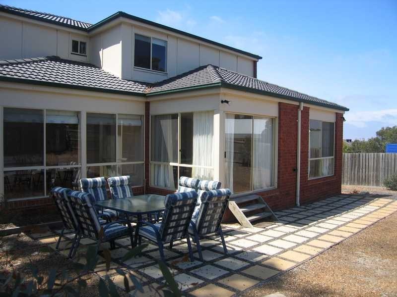 5 Ranleigh Rise, Sunbury VIC 3429