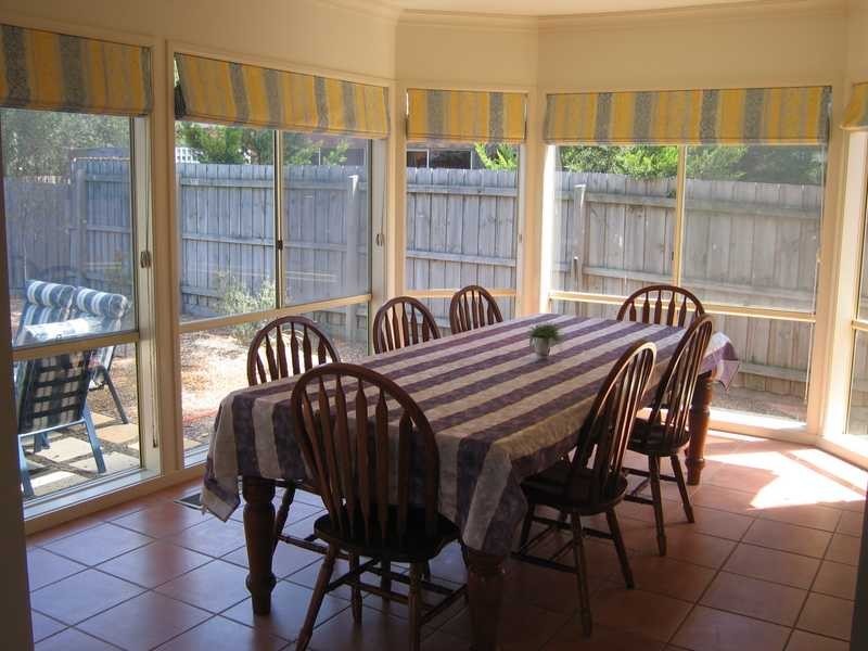 5 Ranleigh Rise, Sunbury VIC 3429