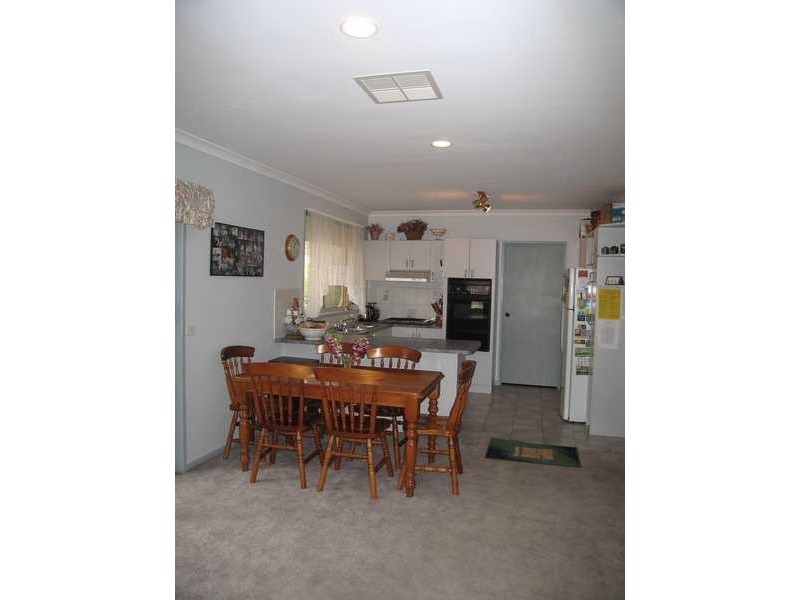 35 Anthony Street, Sunbury VIC 3429