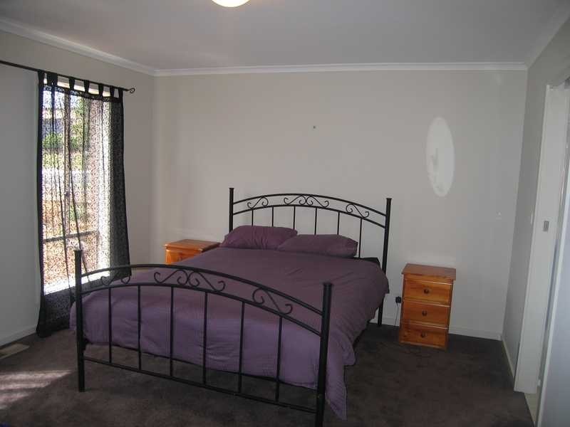 6 Treefern Drive, Sunbury VIC 3429