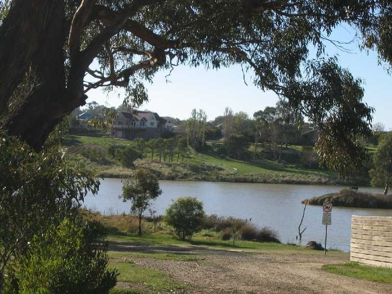 16 Mayfin Court, Sunbury VIC 3429
