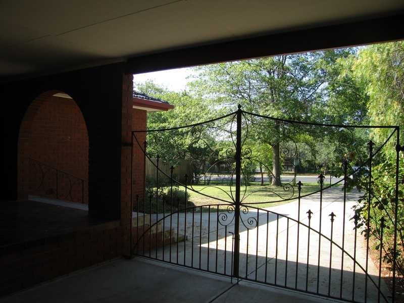 58 Station Street, Sunbury VIC 3429