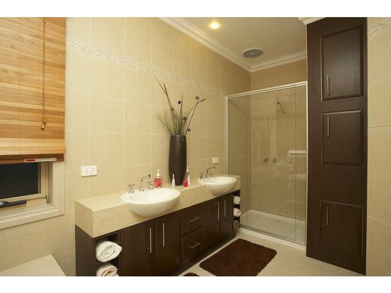 11 Grapeview Grove, Sunbury VIC 3429