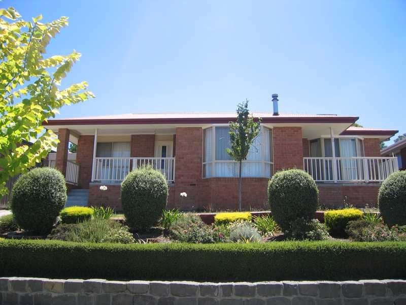 70 Phillip Drive, Sunbury VIC 3429