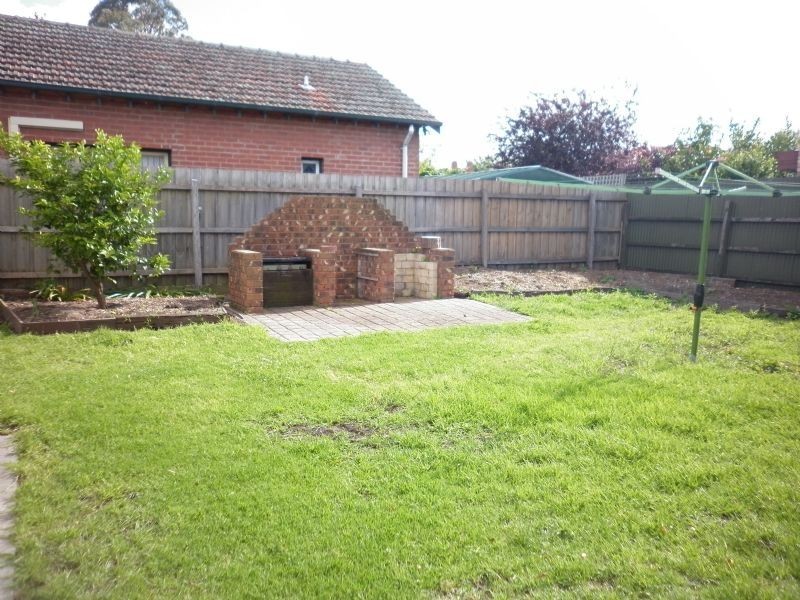 10 Scotia Street, Preston VIC 3072