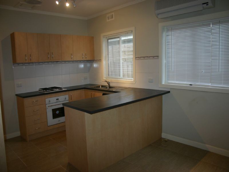 36 Clunes Street, Kingsbury VIC 3083