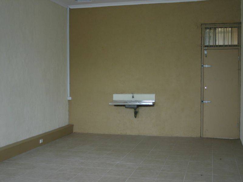 121 Wheatsheaf Road, Glenroy VIC 3046