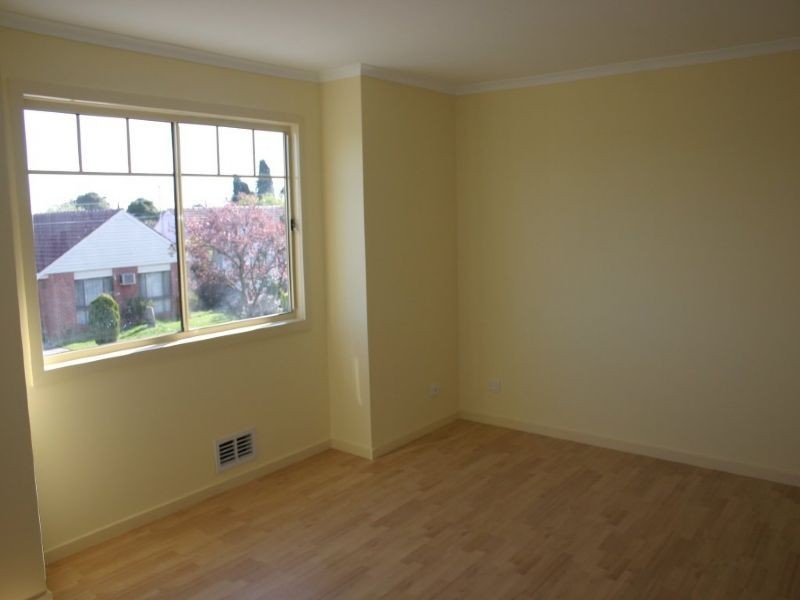 2A Orange Avenue, Reservoir VIC 3073