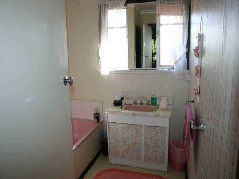 37 Wilson Boulevard, Reservoir VIC 3073