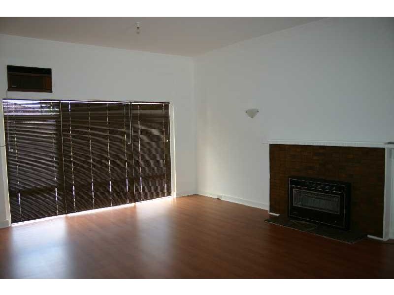 112 Miranda Road, Reservoir VIC 3073