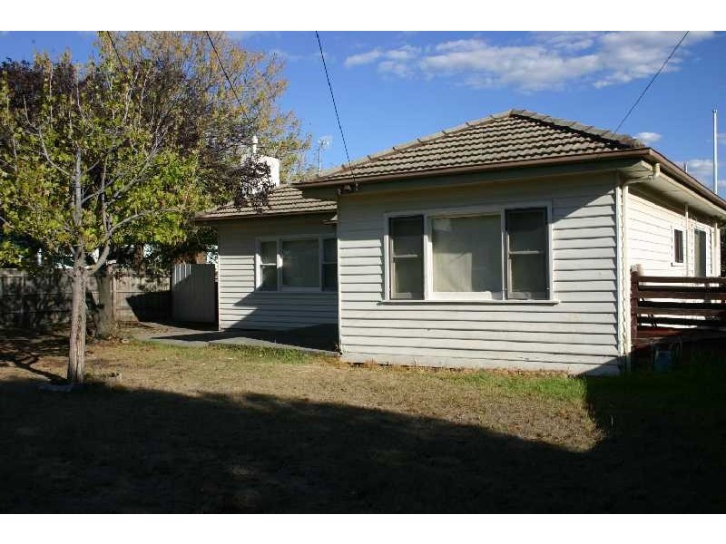 103 St Vigeons Road, Reservoir VIC 3073