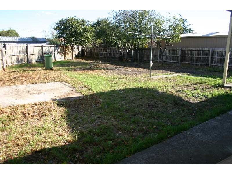 103 St Vigeons Road, Reservoir VIC 3073