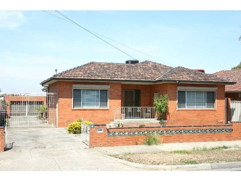 15 Dredge Street, Reservoir VIC 3073