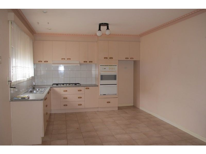 24 Kia Ora Road, Reservoir VIC 3073