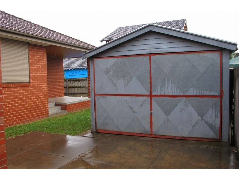 24 Kia Ora Road, Reservoir VIC 3073