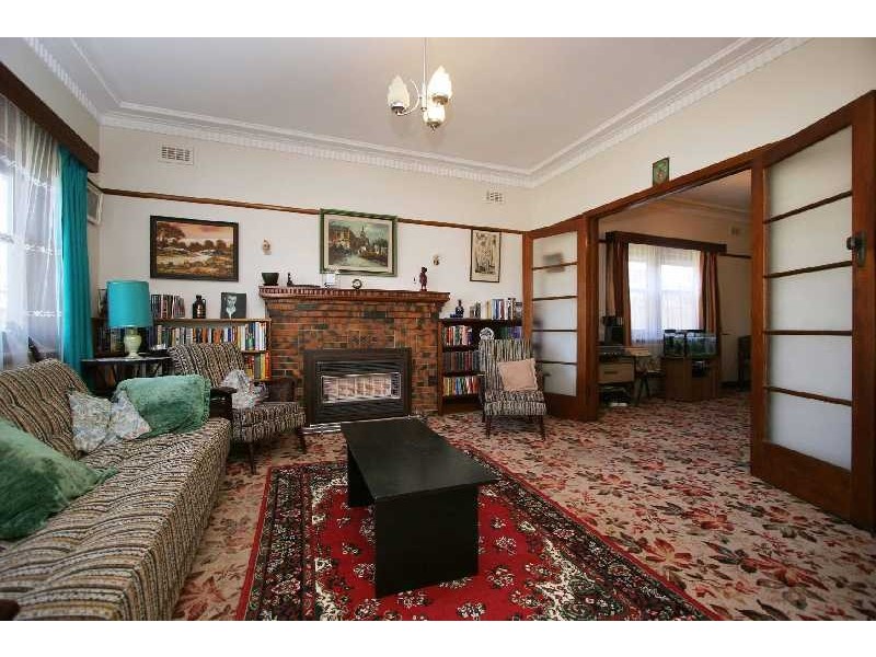 35 Royal Parade, Reservoir VIC 3073