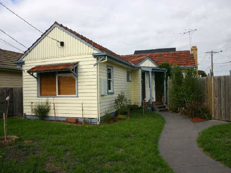 27 Arundel Avenue, Reservoir VIC 3073