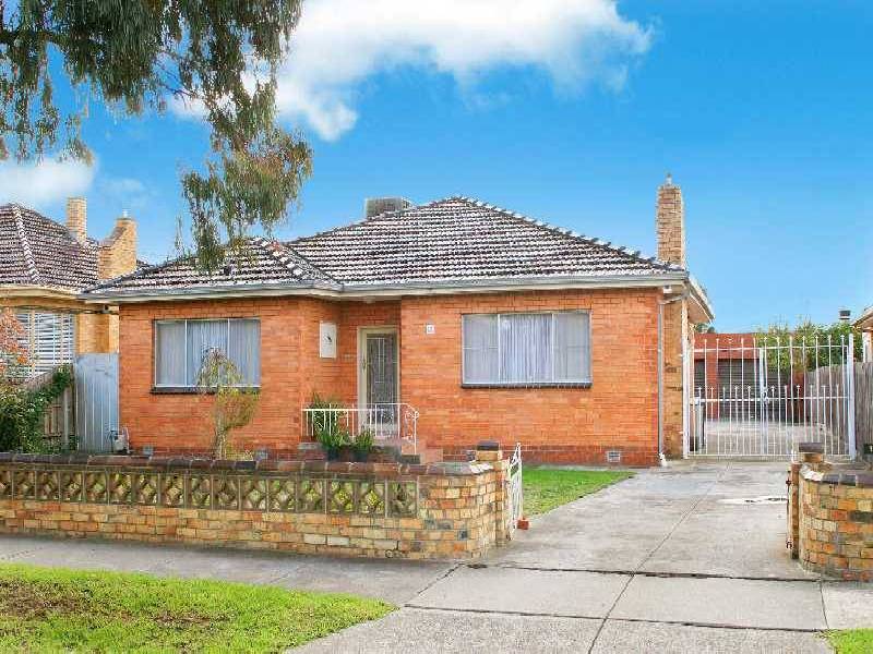 18 Highlands Road, Thomastown VIC 3074