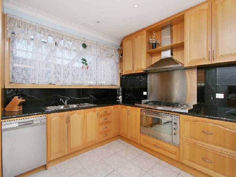 2 Sheargold Court, Reservoir VIC 3073