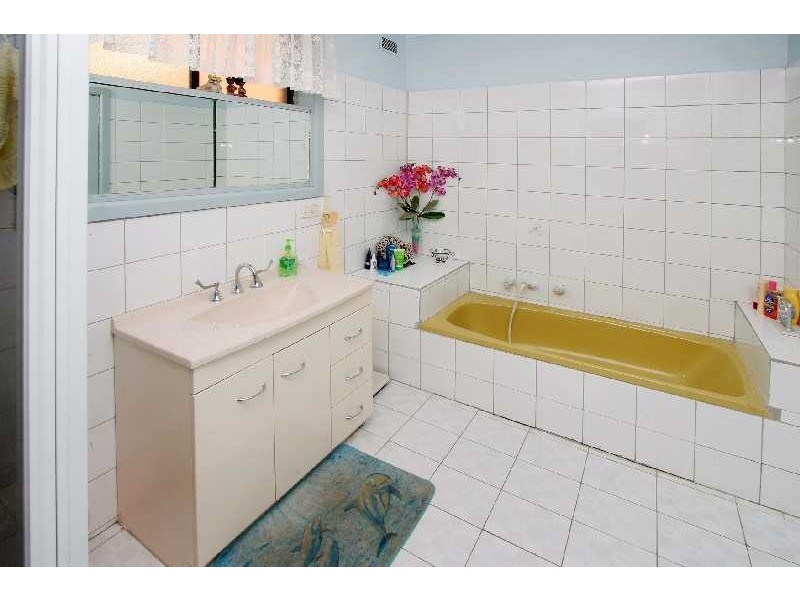 2 Sheargold Court, Reservoir VIC 3073