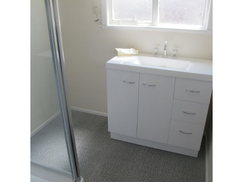 1 Thrower Street, Reservoir VIC 3073