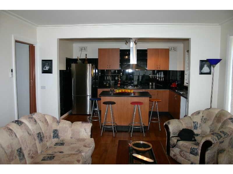 Unit 1/20 Invermay Street, Reservoir VIC 3073