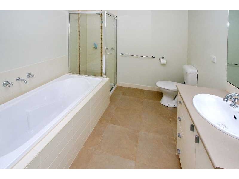 25 Wattllebird Crescent, Reservoir VIC 3073