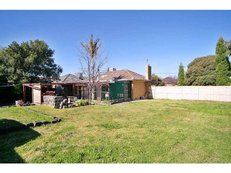 120 Glasgow Avenue, Reservoir VIC 3073