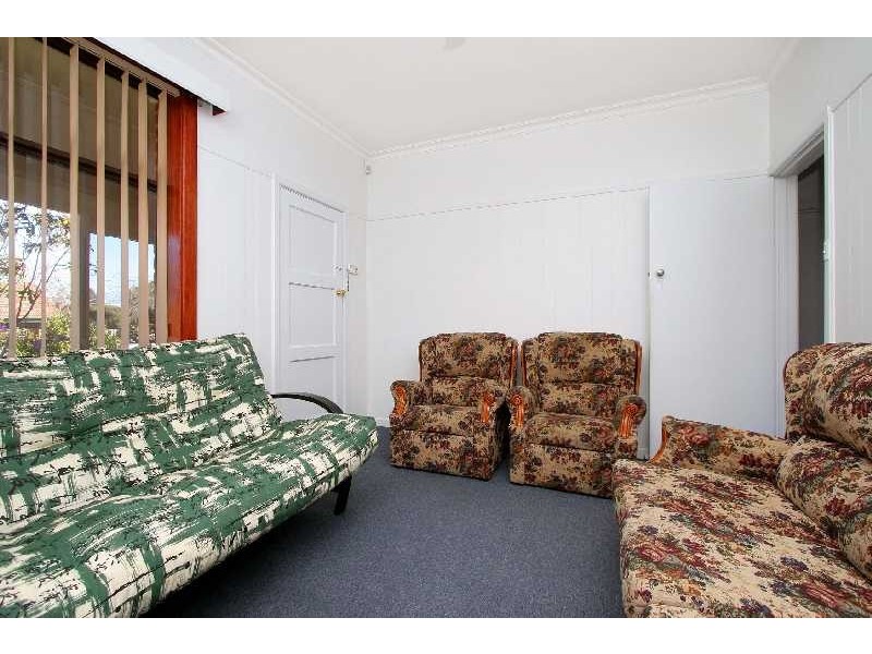 18 Coleman Crescent, Reservoir VIC 3073